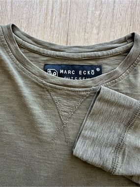 Marc Ecko Cut & Sew Men’s Olive Green Y2K Crewneck Long Sleeve Shirt